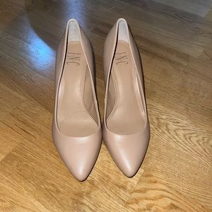 Tan heels size 8